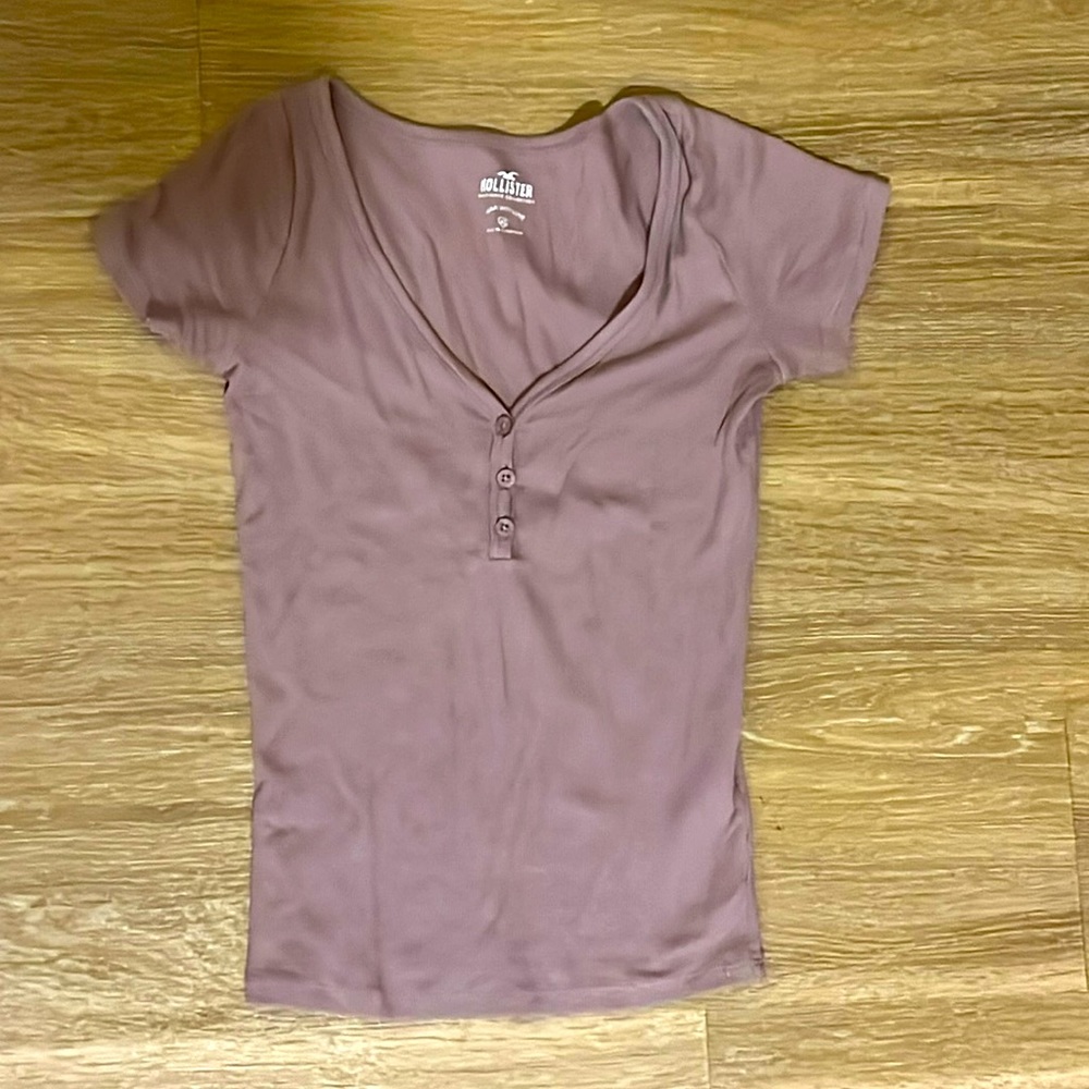 hollister top